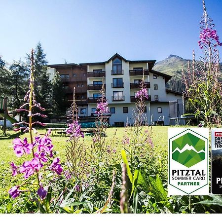 Hotel Gletscherblick Sankt Leonhard im Pitztal Exterior foto