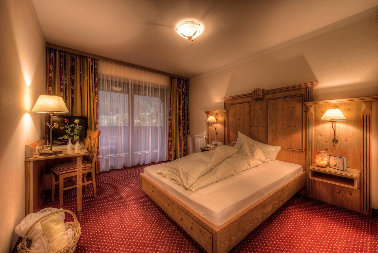 Hotel Gletscherblick Sankt Leonhard im Pitztal Exterior foto